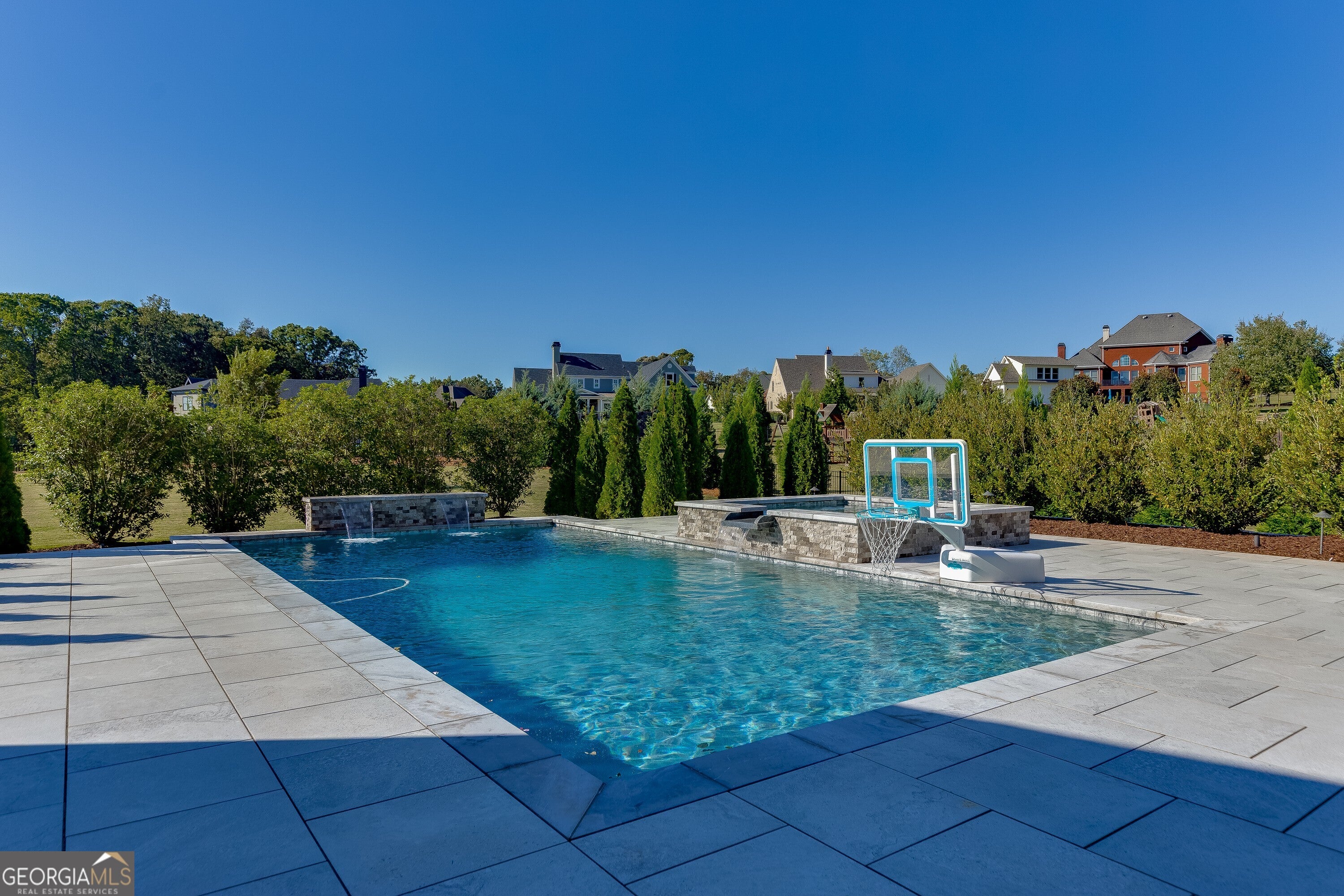 Flowery Branch, Georgia, 30542, United States, 4 Bedrooms Bedrooms, ,6 BathroomsBathrooms,Residential,Active,1999906