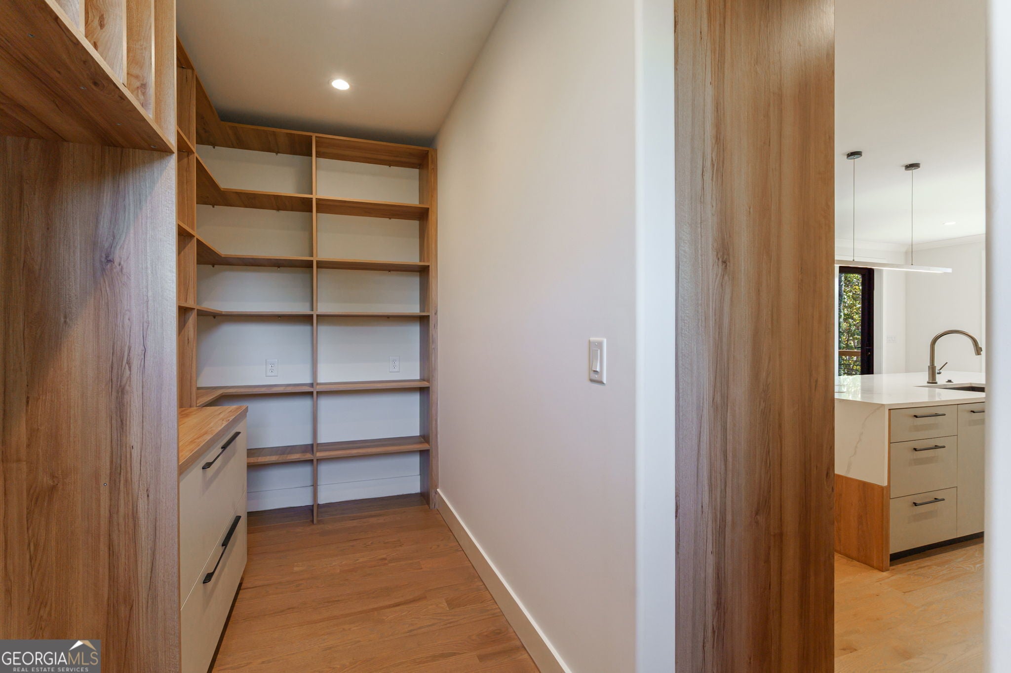 Cumming, Georgia, 30041, United States, 4 Bedrooms Bedrooms, ,4 BathroomsBathrooms,Residential,Active,1969675