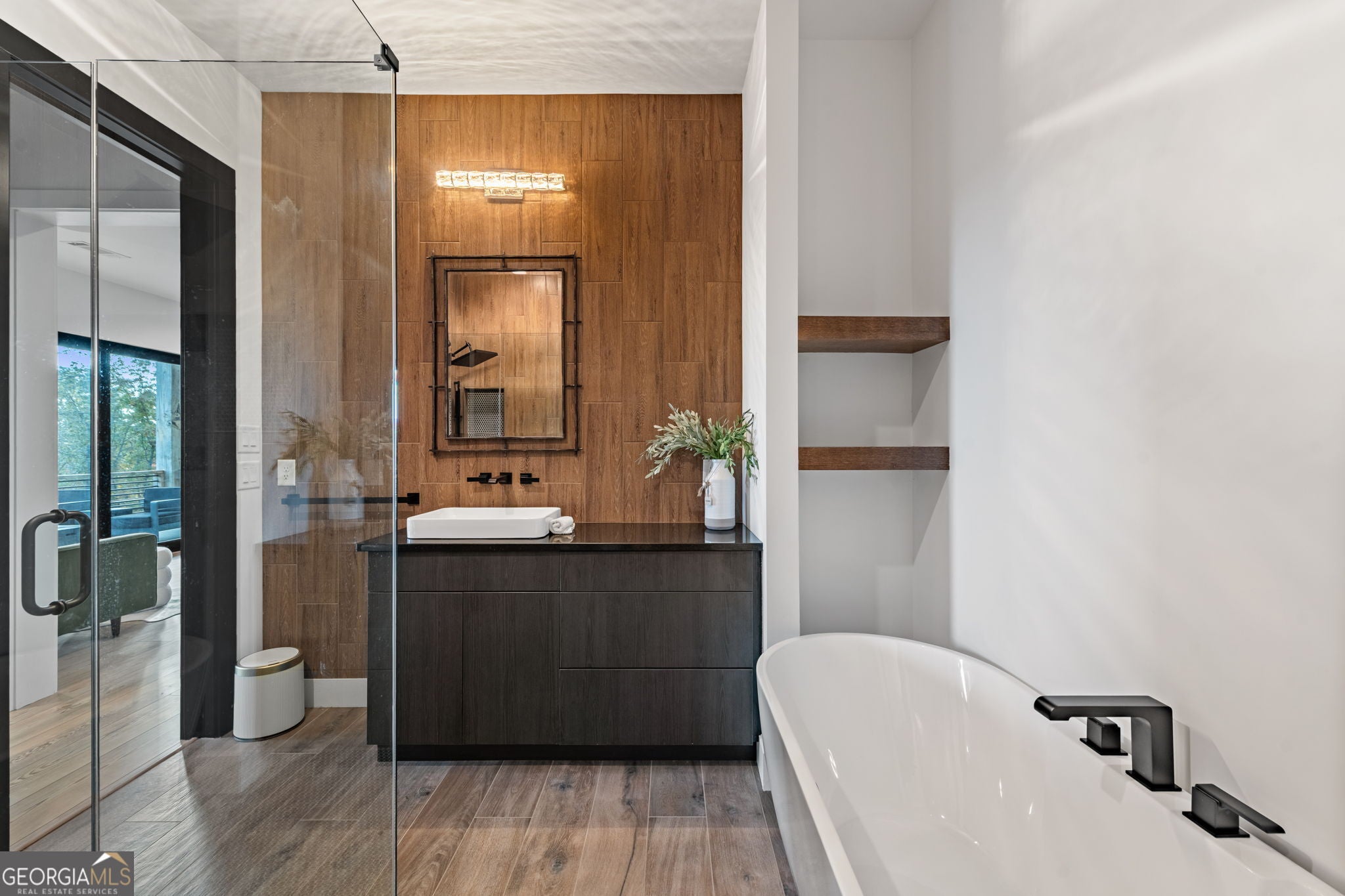 Ellijay, Georgia, 30540, United States, 4 Bedrooms Bedrooms, ,3 BathroomsBathrooms,Residential,Active,1986866