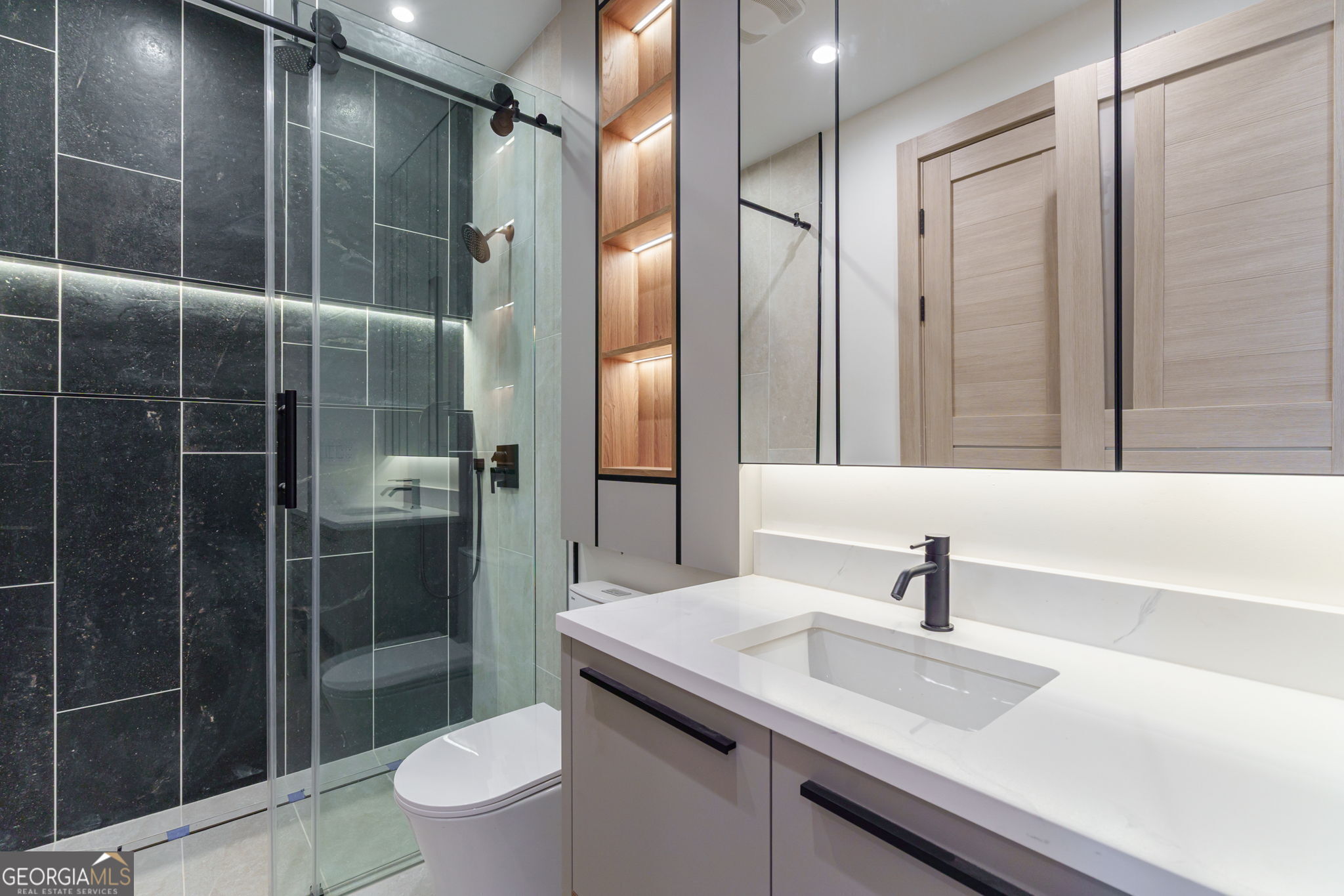 Cumming, Georgia, 30041, United States, 4 Bedrooms Bedrooms, ,4 BathroomsBathrooms,Residential,Active,1969675