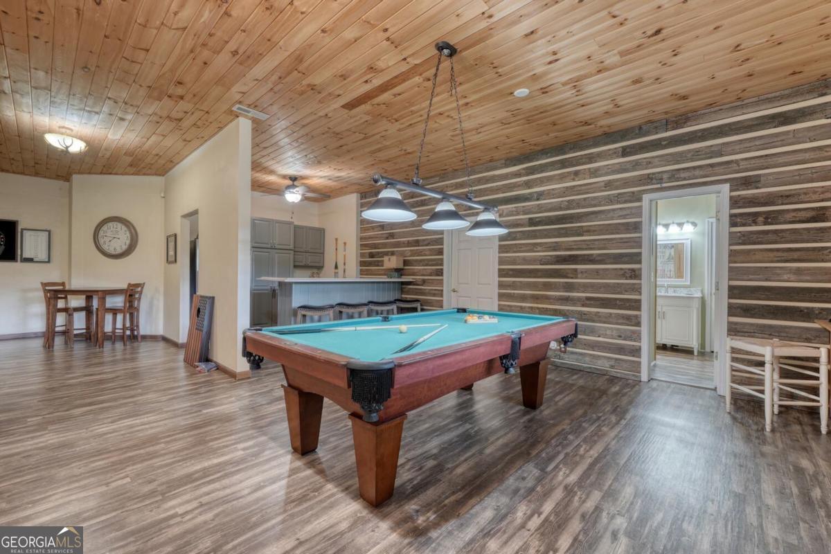 Blairsville, Georgia, 30512, United States, 4 Bedrooms Bedrooms, ,4 BathroomsBathrooms,Residential,Active,1926683