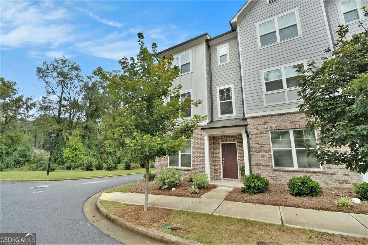 1624 VENTURE POINT WAY, DECATUR, GA 30032, photo 1 of 24