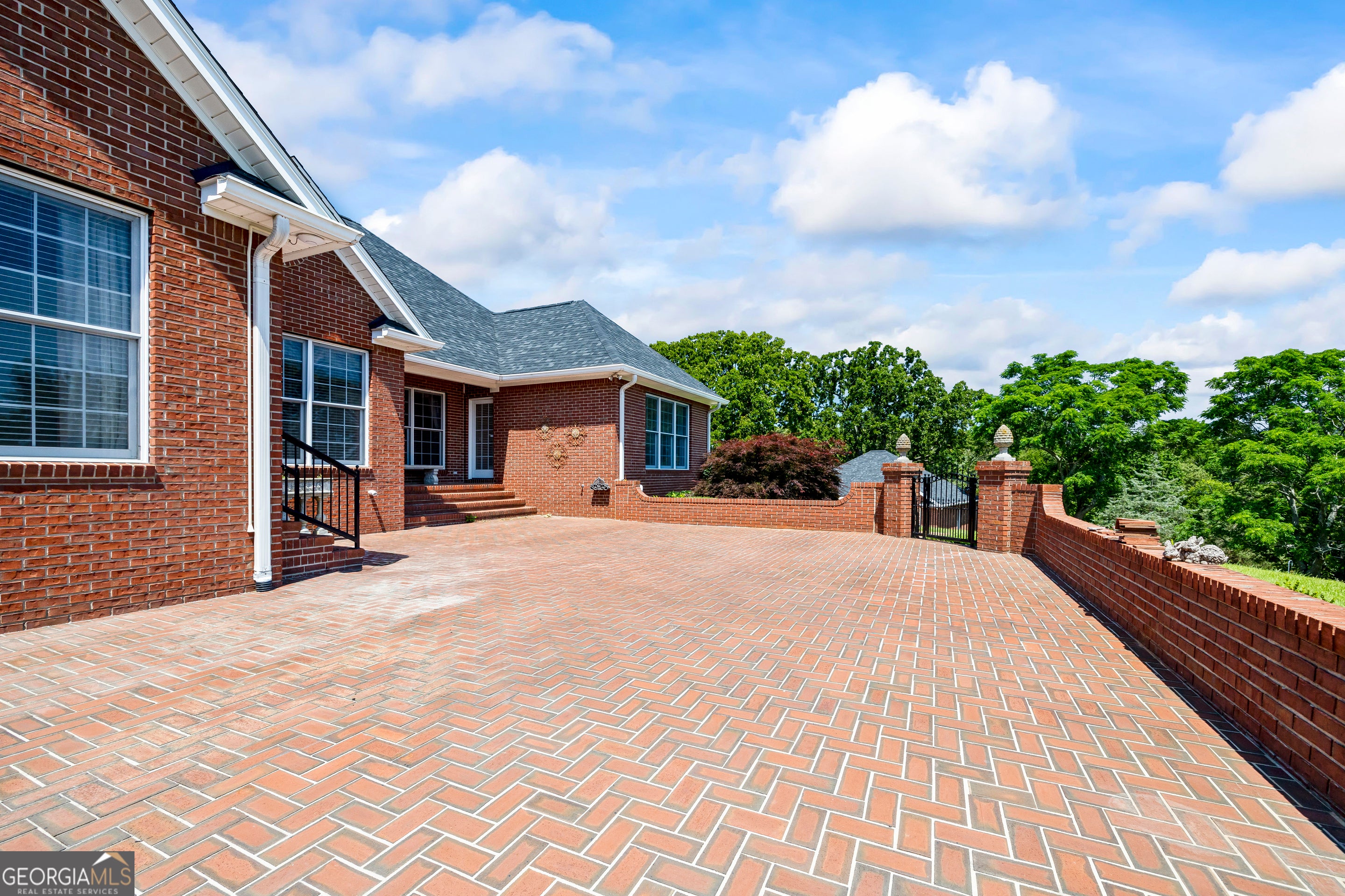 Lavonia, Georgia, 30553, United States, 5 Bedrooms Bedrooms, ,5 BathroomsBathrooms,Residential,Active,1862896