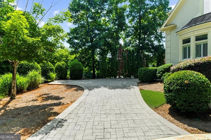 Alpharetta, Georgia, 30022, United States, ,9 BathroomsBathrooms,Residential,Active,1852716