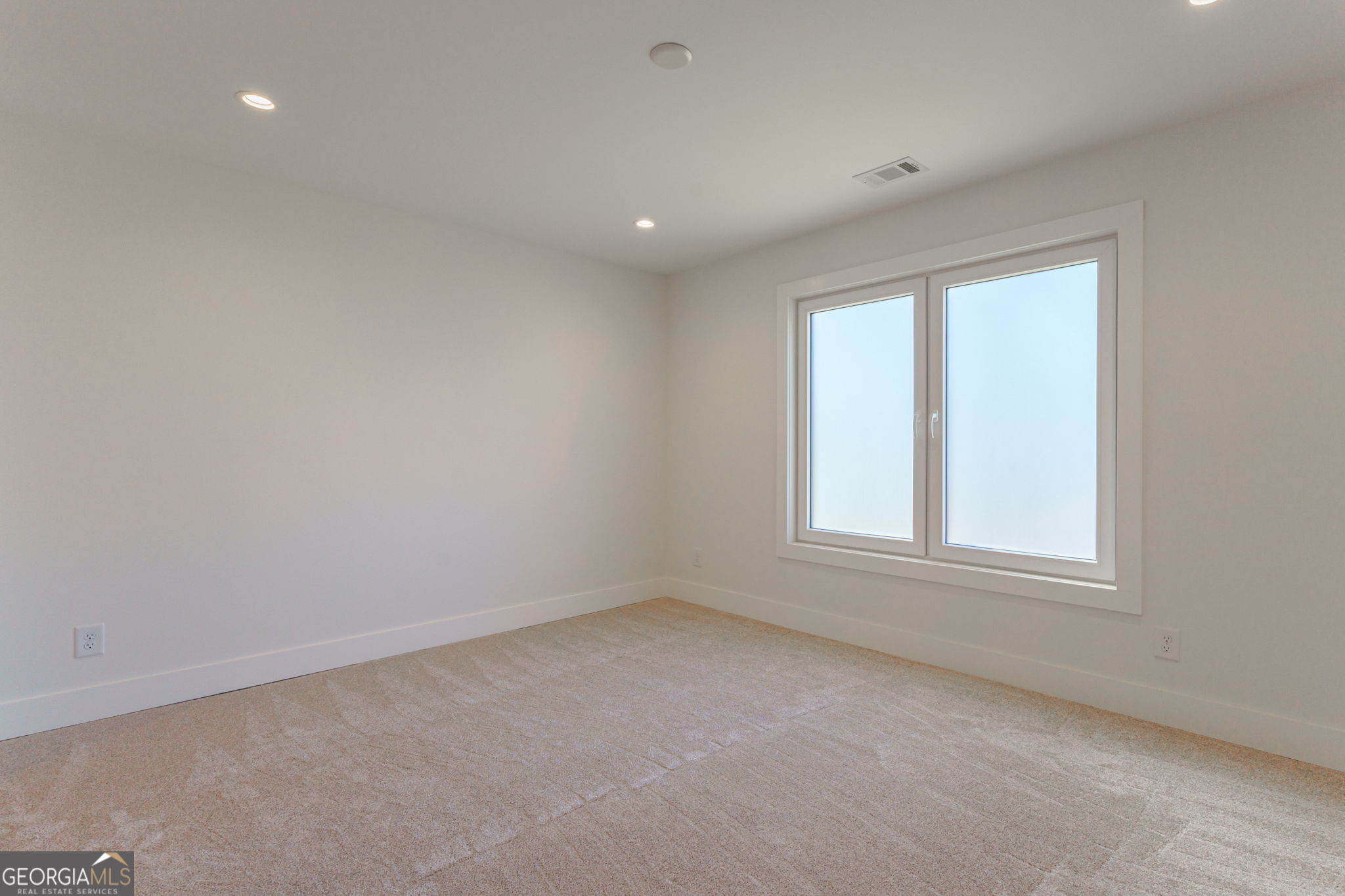 Cumming, Georgia, 30041, United States, 4 Bedrooms Bedrooms, ,4 BathroomsBathrooms,Residential,Active,1969675