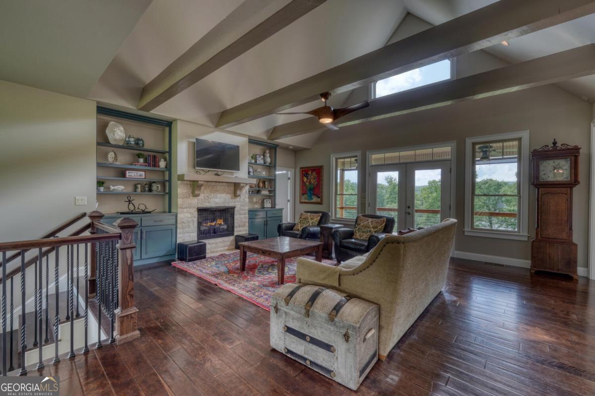 Blairsville, Georgia, 30512, United States, ,4 BathroomsBathrooms,Residential,Active,1852664