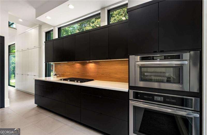 Atlanta, Georgia, 30306, United States, 4 Bedrooms Bedrooms, ,4 BathroomsBathrooms,Residential,Active,1828965