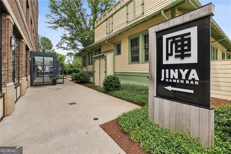 Alpharetta, Georgia, 30009, United States, 3 Bedrooms Bedrooms, ,4 BathroomsBathrooms,Residential,Active,1946539