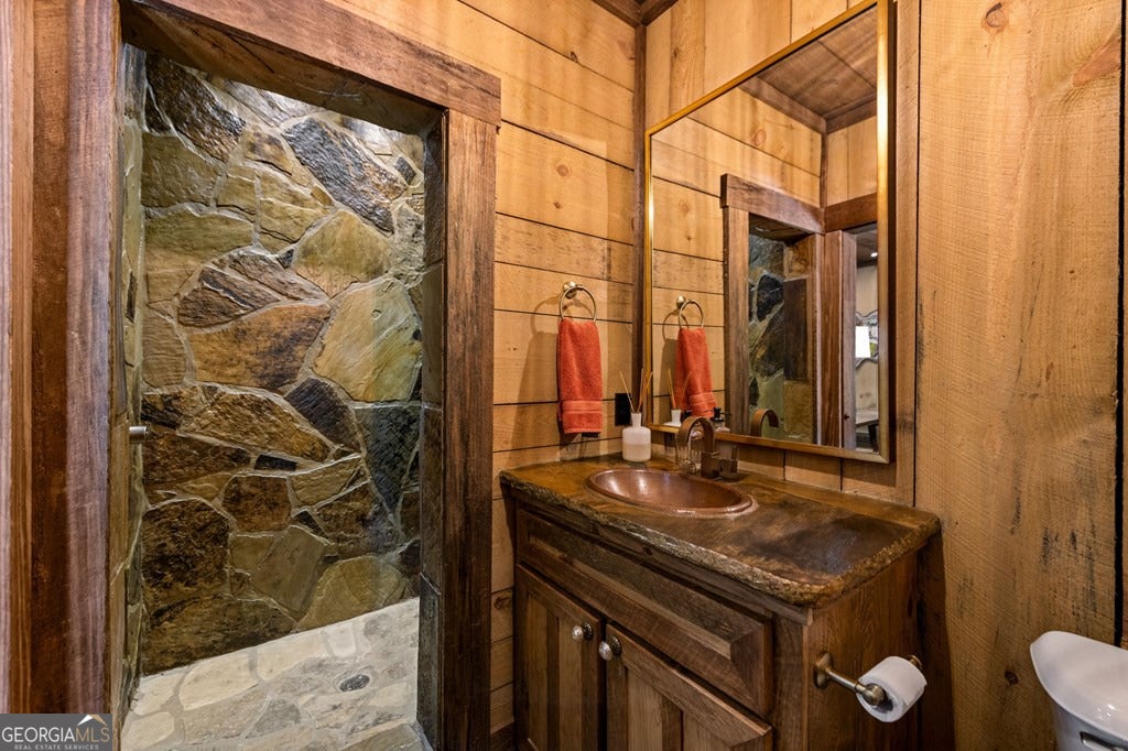 Cherry Log, Georgia, 30522, United States, 5 Bedrooms Bedrooms, ,5 BathroomsBathrooms,Residential,Active,2045694