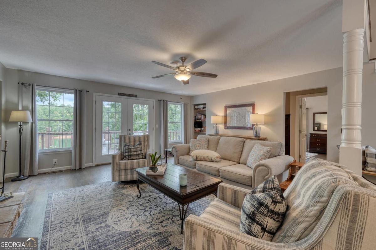 Blairsville, Georgia, 30512, United States, 4 Bedrooms Bedrooms, ,4 BathroomsBathrooms,Residential,Active,1926683