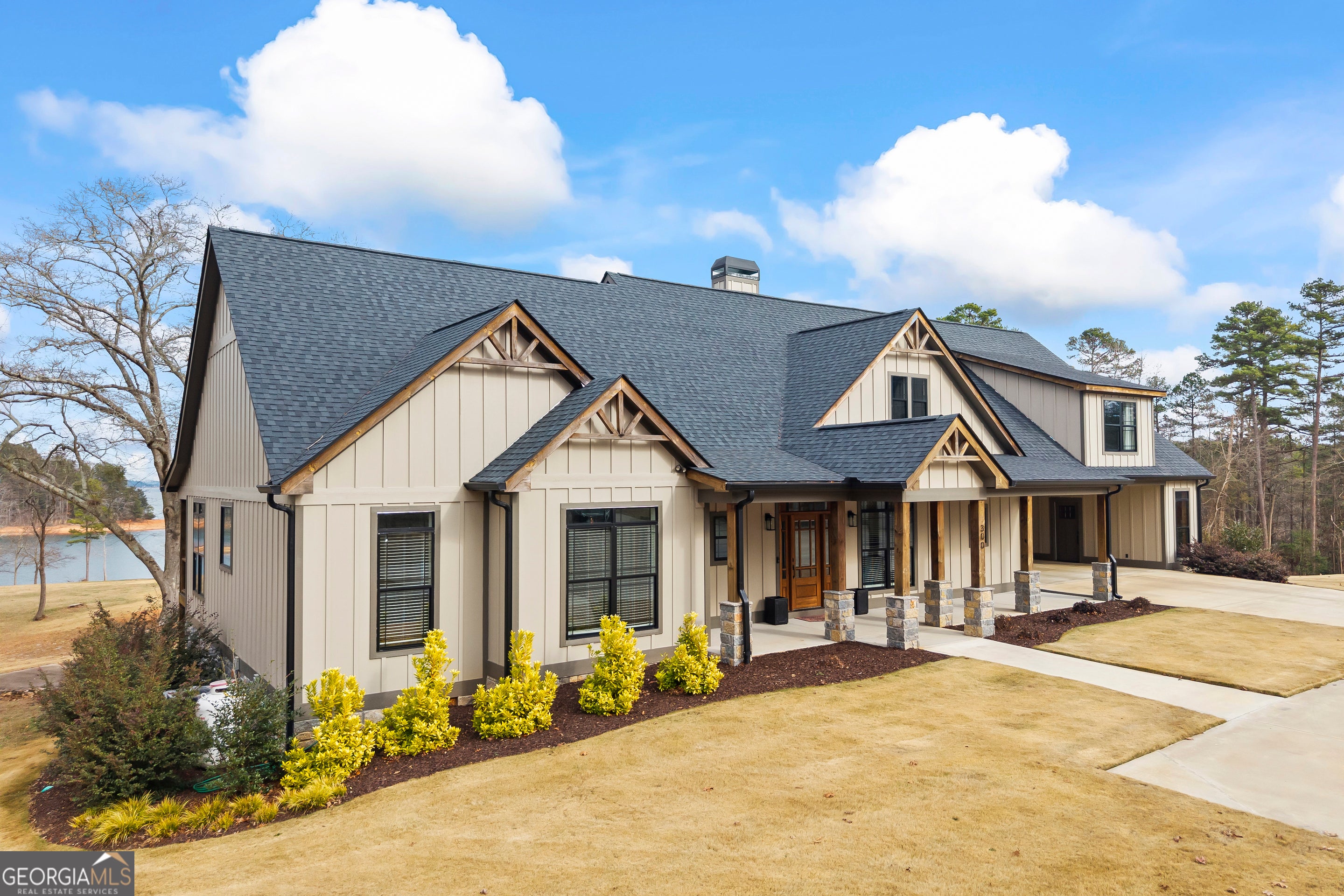 Hartwell, Georgia, 30643, United States, 6 Bedrooms Bedrooms, ,6 BathroomsBathrooms,Residential,Active,2011216