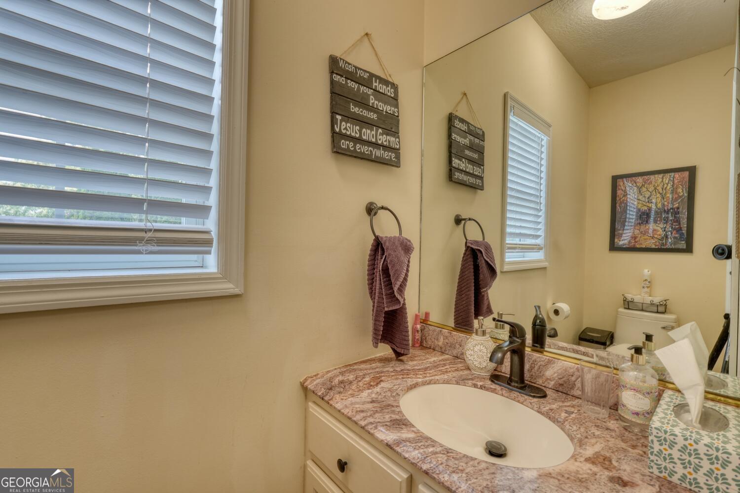 Blairsville, Georgia, 30512, United States, 4 Bedrooms Bedrooms, ,4 BathroomsBathrooms,Residential,Active,1897990