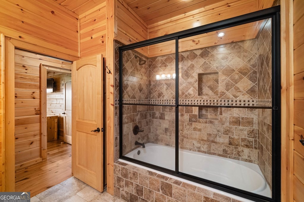 Mineral Bluff, Georgia, 30559, United States, 4 Bedrooms Bedrooms, ,5 BathroomsBathrooms,Residential,Active,2044577