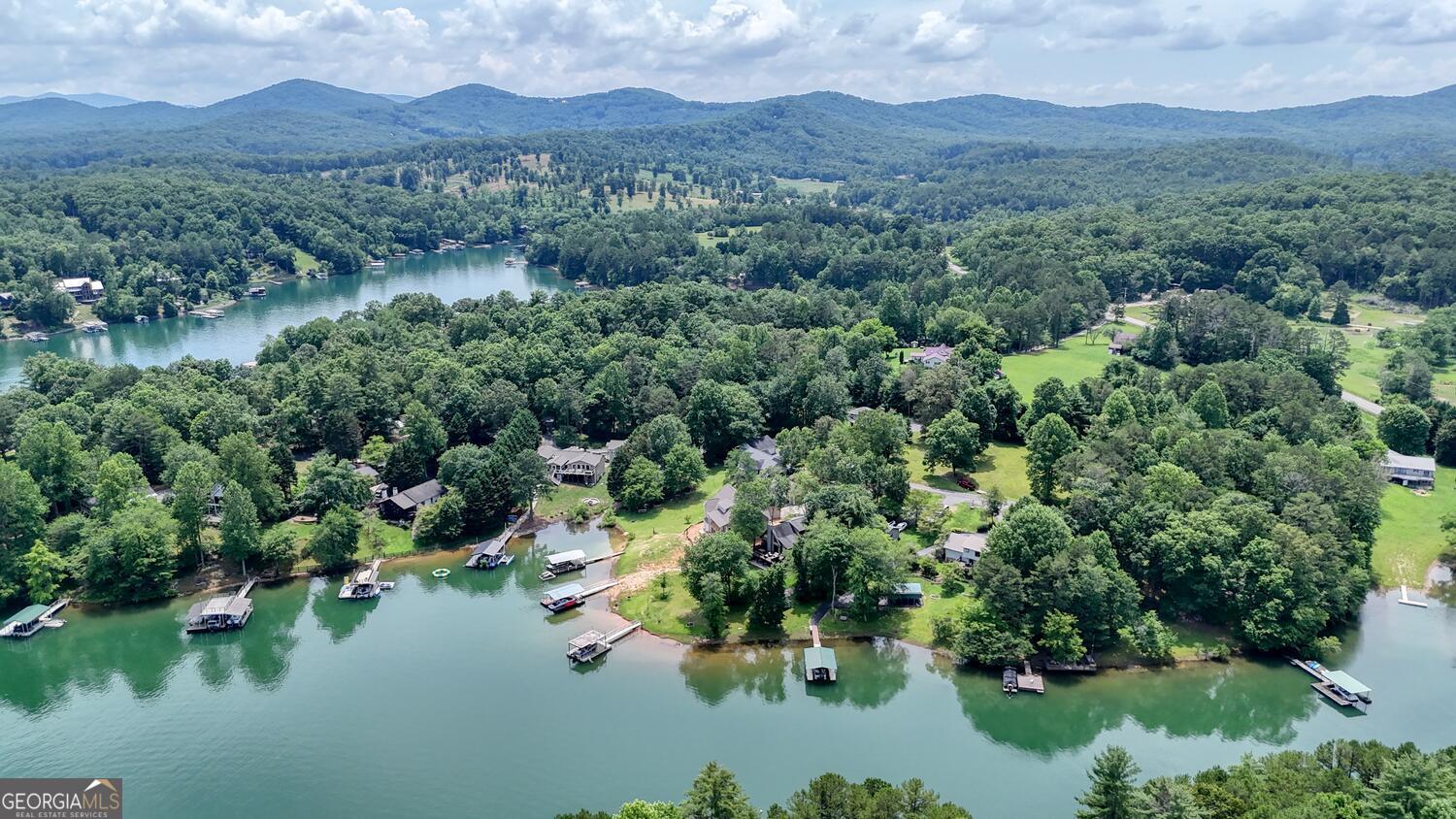 Blairsville, Georgia, 30512, United States, 3 Bedrooms Bedrooms, ,3 BathroomsBathrooms,Residential,Active,1898214