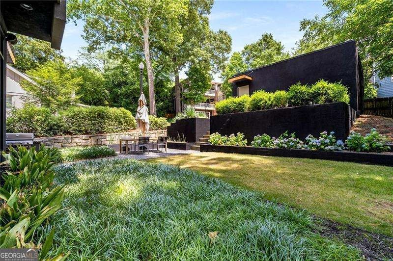 Atlanta, Georgia, 30306, United States, 4 Bedrooms Bedrooms, ,4 BathroomsBathrooms,Residential,Active,1828965