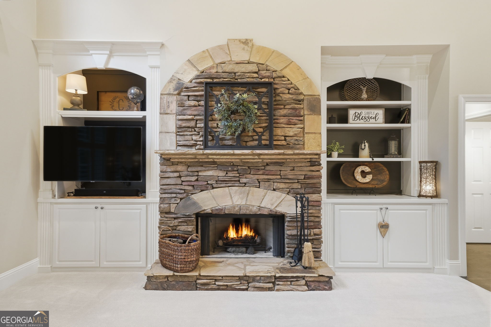 Canton, Georgia, 30114, United States, 6 Bedrooms Bedrooms, ,5 BathroomsBathrooms,Residential,Active,1972140