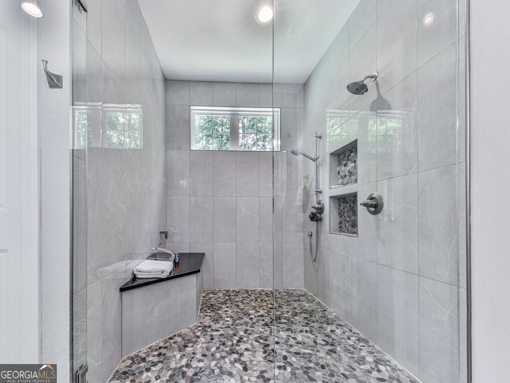 Ellijay, Georgia, 30540, United States, 4 Bedrooms Bedrooms, ,5 BathroomsBathrooms,Residential,Active,1913021