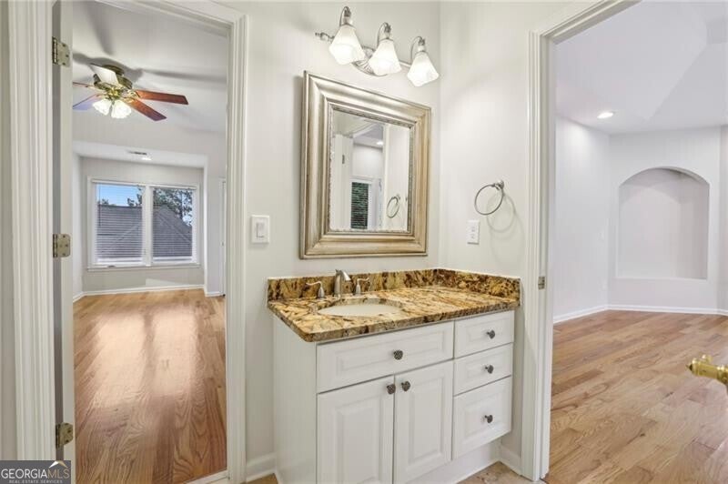 Marietta, Georgia, 30062, United States, 6 Bedrooms Bedrooms, ,6 BathroomsBathrooms,Residential,Active,1965854