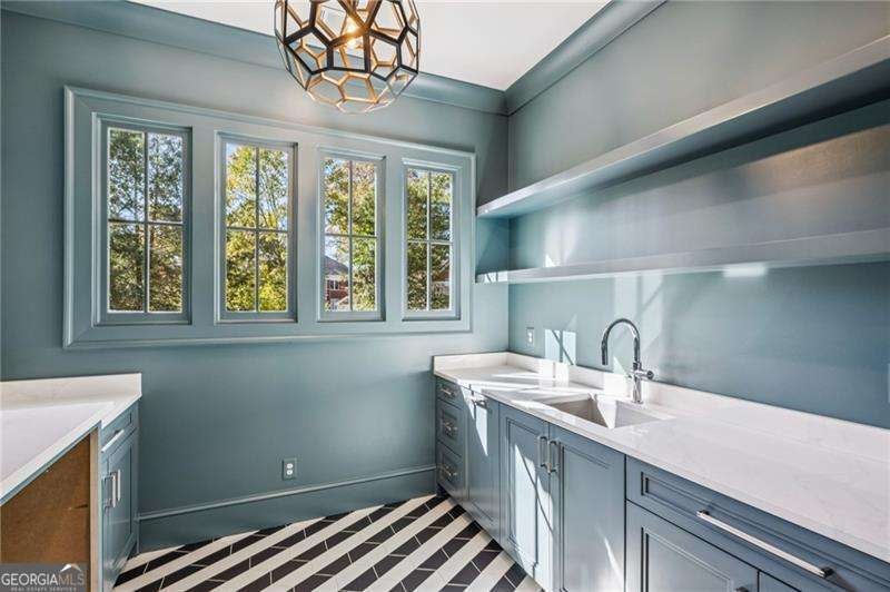 Atlanta, Georgia, 30306, United States, 6 Bedrooms Bedrooms, ,7 BathroomsBathrooms,Residential,Active,1994977