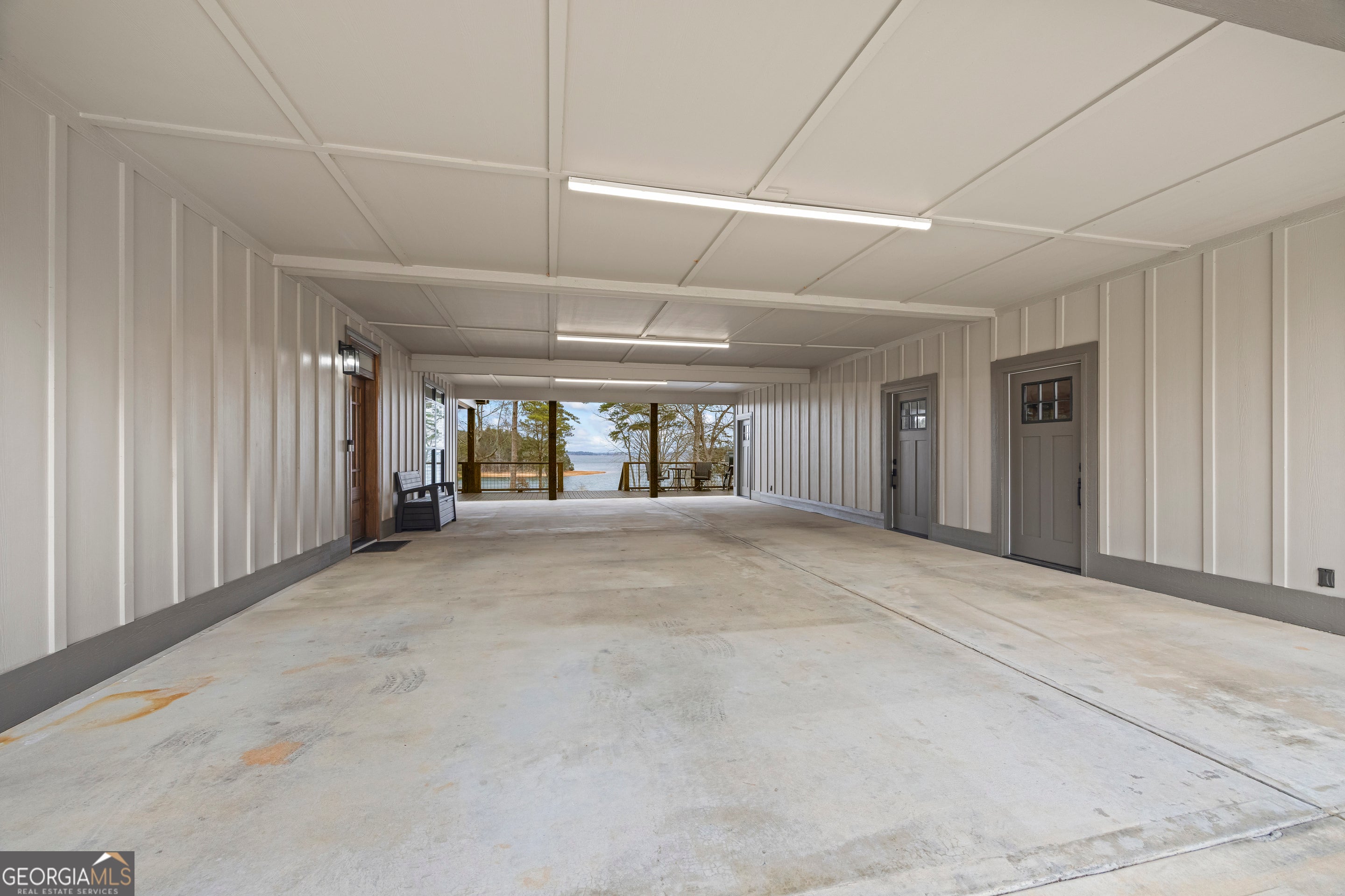 Hartwell, Georgia, 30643, United States, 6 Bedrooms Bedrooms, ,6 BathroomsBathrooms,Residential,Active,2011216