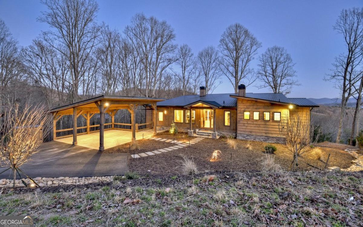 Morganton, Georgia, 30560, United States, 3 Bedrooms Bedrooms, ,4 BathroomsBathrooms,Residential,Active,2010579