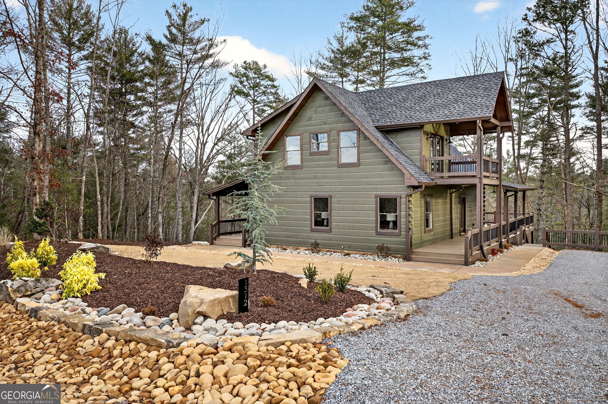 Ellijay, Georgia, 30540, United States, 3 Bedrooms Bedrooms, ,4 BathroomsBathrooms,Residential,Active,2017450