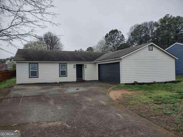 5495 REYNOLDS RD, MORROW, GA 30260, photo 1 of 13