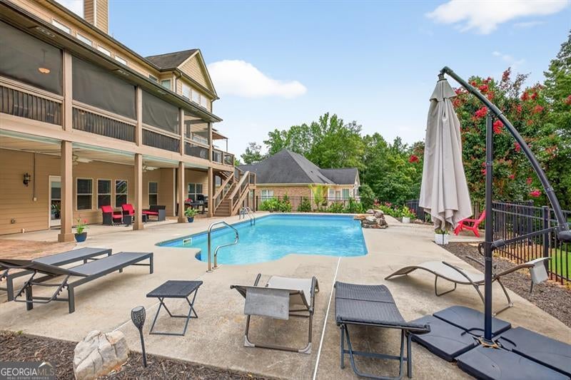 Flowery Branch, Georgia, 30542, United States, 6 Bedrooms Bedrooms, ,6 BathroomsBathrooms,Residential,Active,1898019