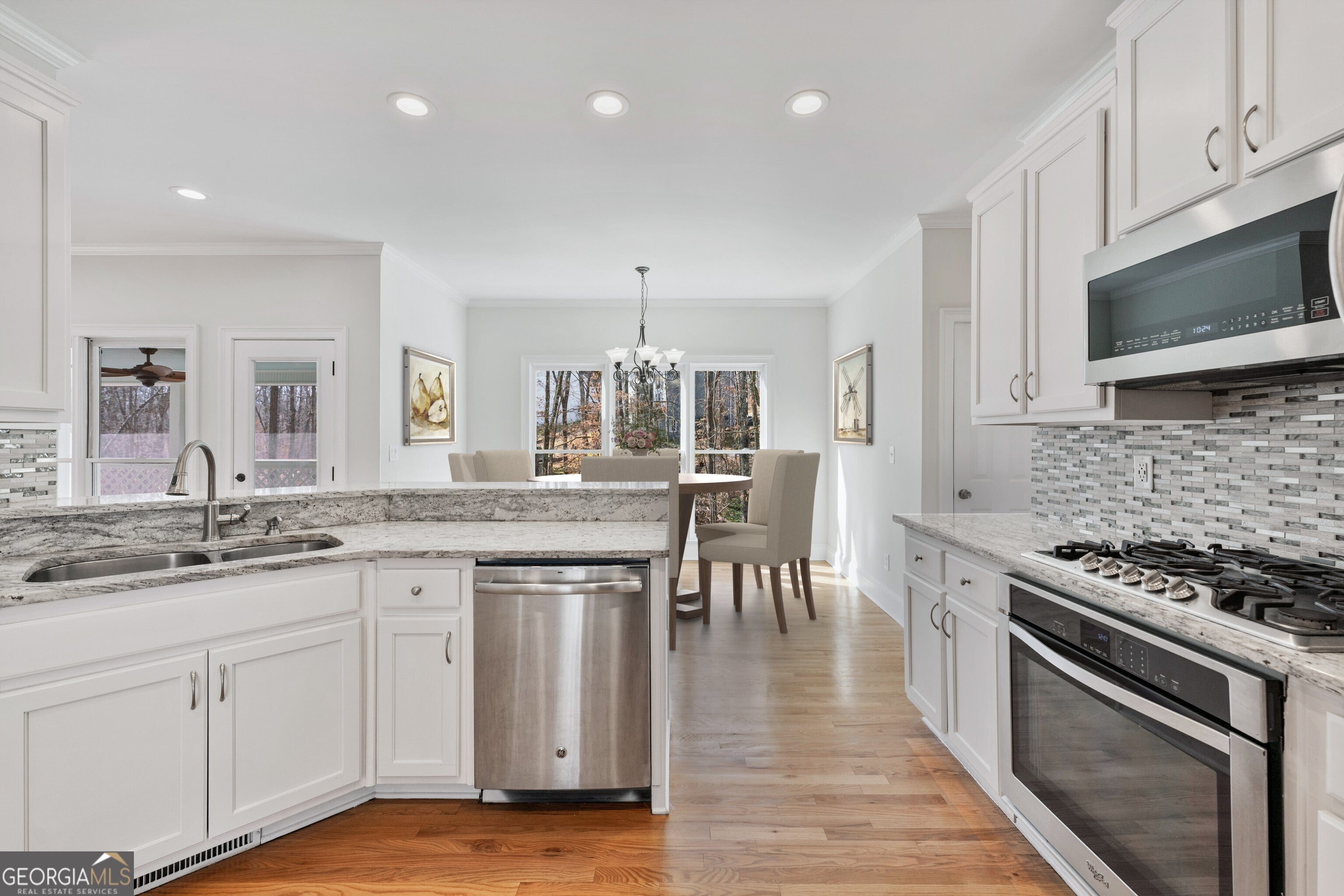 Flowery Branch, Georgia, 30542, United States, ,4 BathroomsBathrooms,Residential,Active,1773157