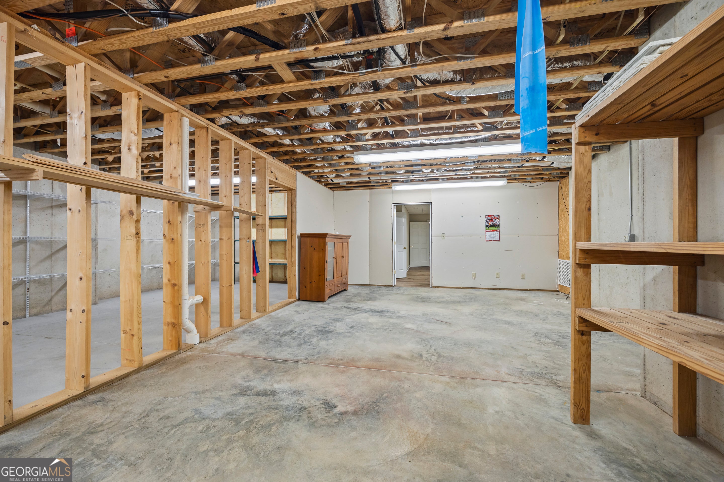 Lavonia, Georgia, 30553, United States, 5 Bedrooms Bedrooms, ,5 BathroomsBathrooms,Residential,Active,1862896