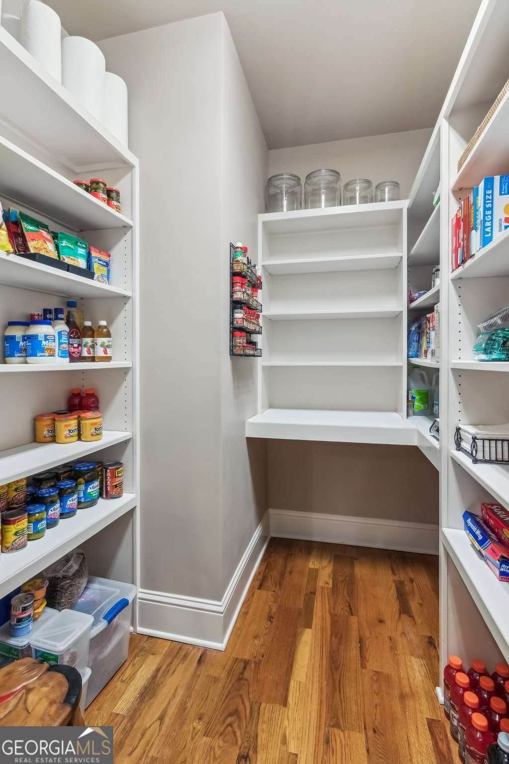 Big Canoe, Georgia, 30143, United States, 5 Bedrooms Bedrooms, ,6 BathroomsBathrooms,Residential,Active,1997550