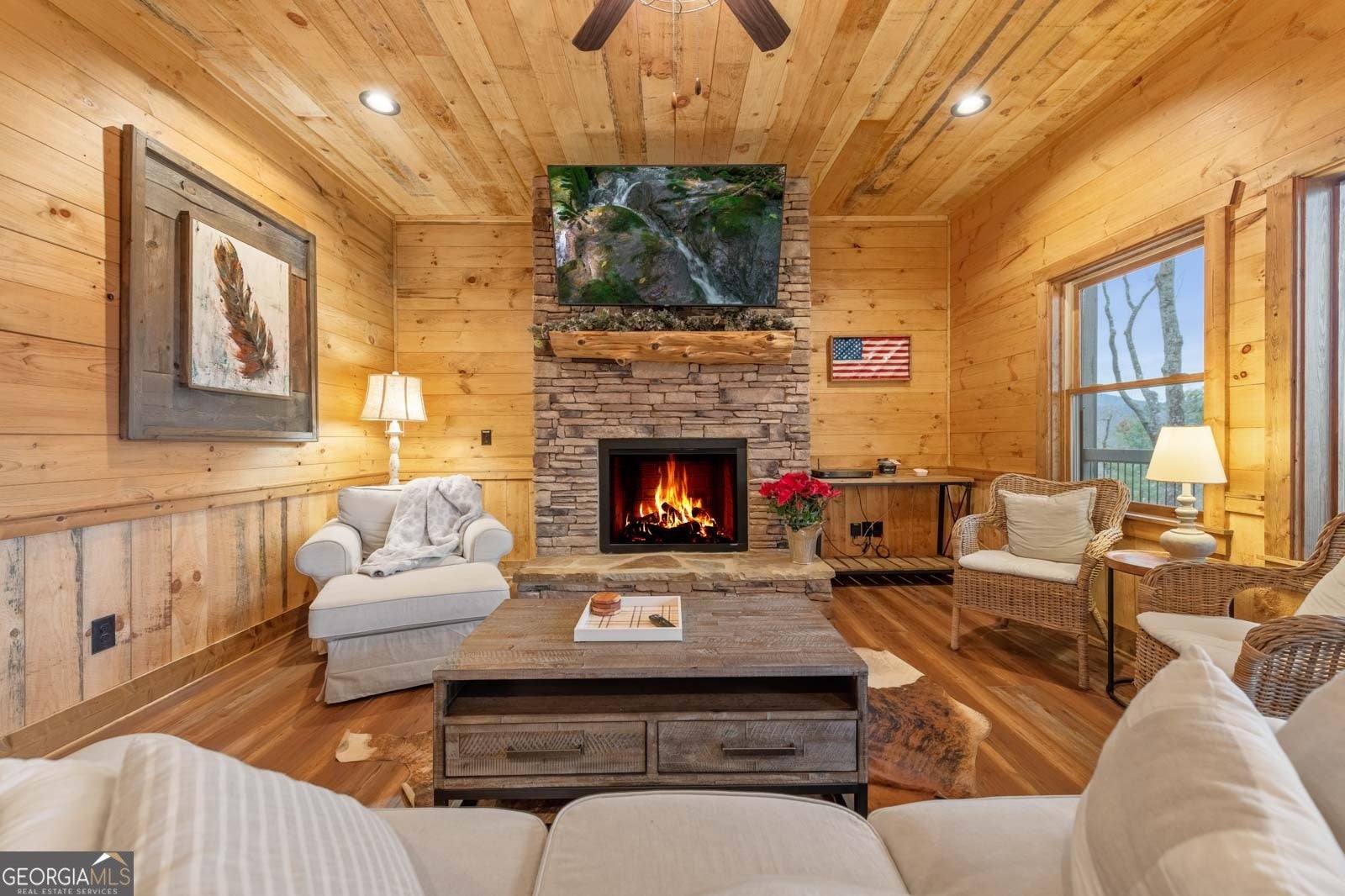 Blue Ridge, Georgia, 30513, United States, 4 Bedrooms Bedrooms, ,4 BathroomsBathrooms,Residential,Active,1972192