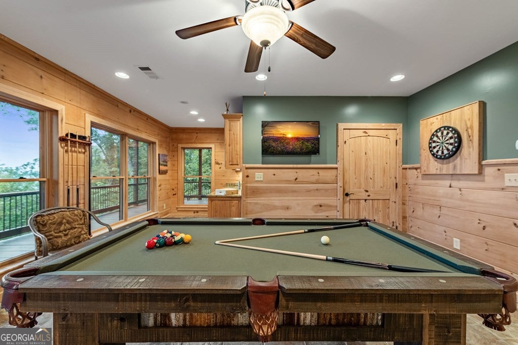 Morganton, Georgia, 30560, United States, 4 Bedrooms Bedrooms, ,5 BathroomsBathrooms,Residential,Active,1953363
