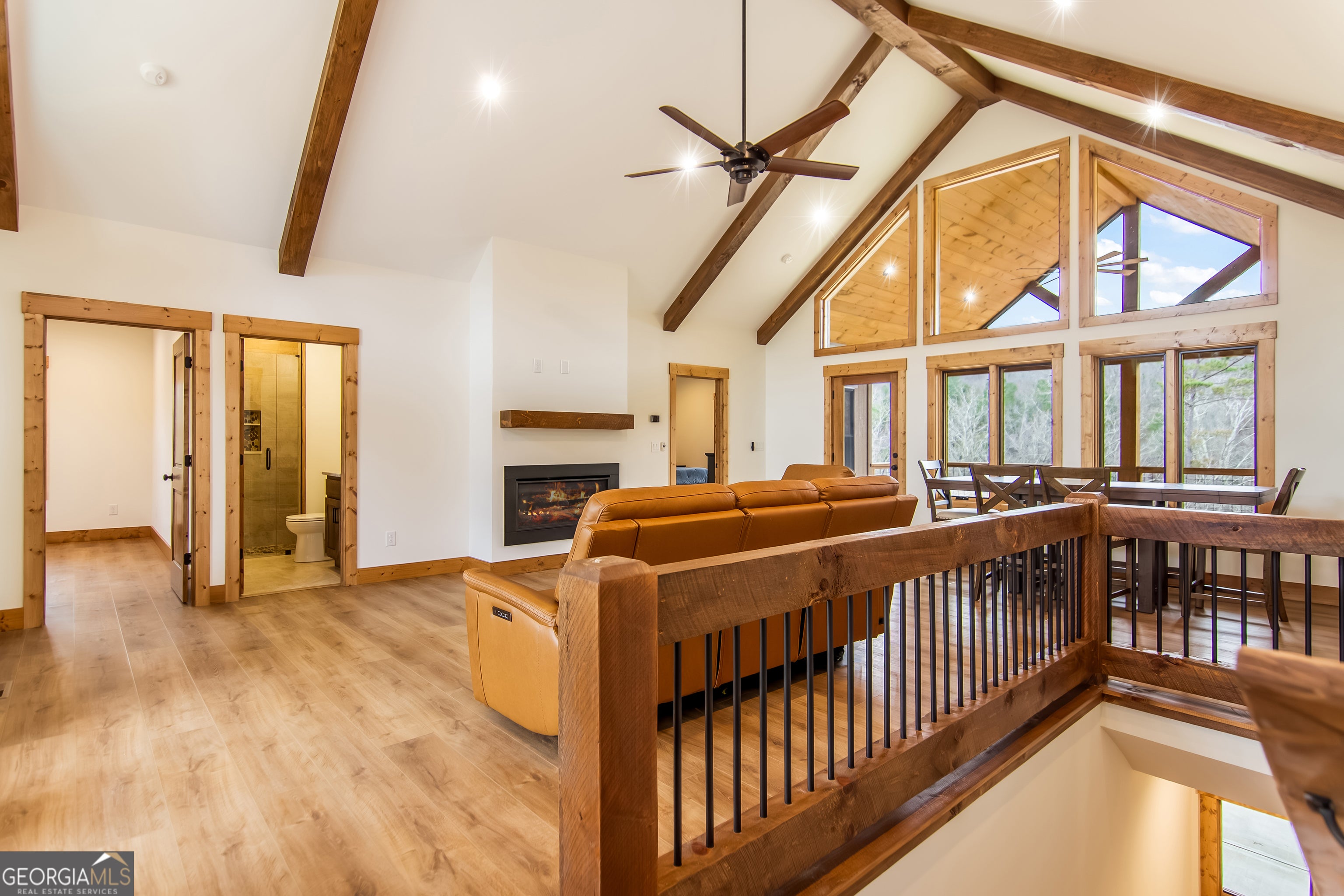 Talking Rock, Georgia, 30175, United States, 4 Bedrooms Bedrooms, ,3 BathroomsBathrooms,Residential,Active,2000209