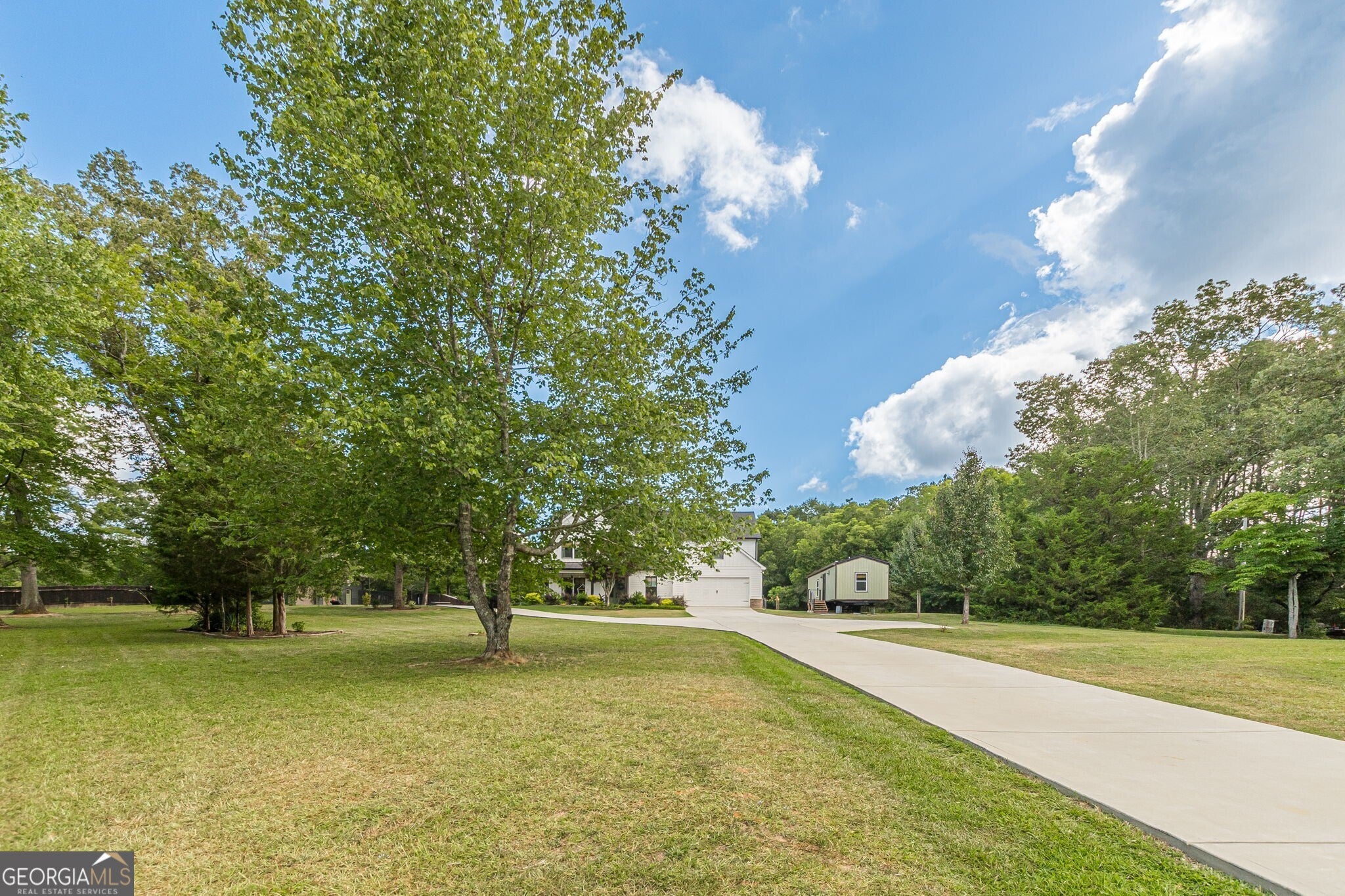 Douglasville, Georgia, 30134, United States, 4 Bedrooms Bedrooms, ,3 BathroomsBathrooms,Residential,Active,1888992