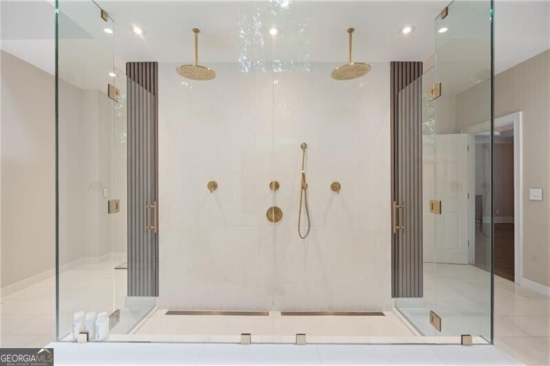 Johns Creek, Georgia, 30022, United States, 6 Bedrooms Bedrooms, ,5 BathroomsBathrooms,Residential,Active,1943817