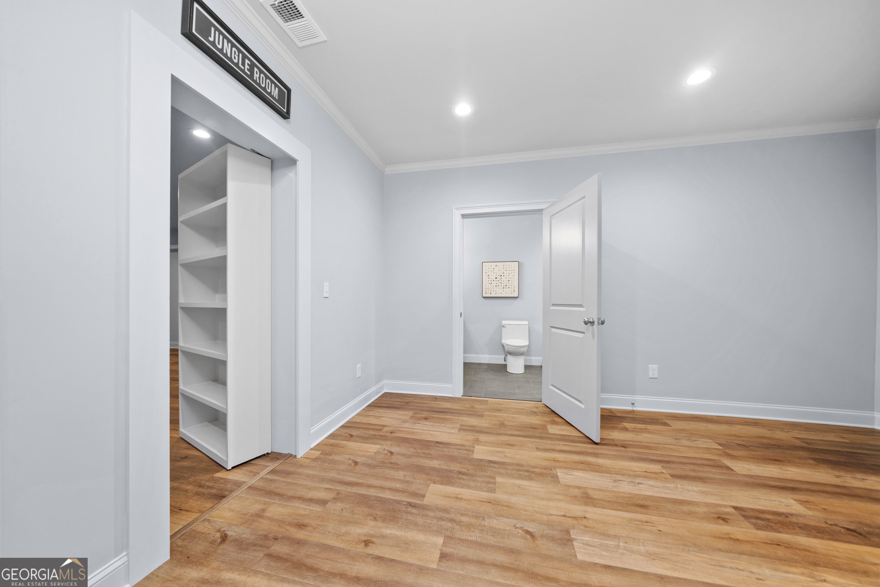 Milton, Georgia, 30004, United States, 5 Bedrooms Bedrooms, ,7 BathroomsBathrooms,Residential,Active,2011219