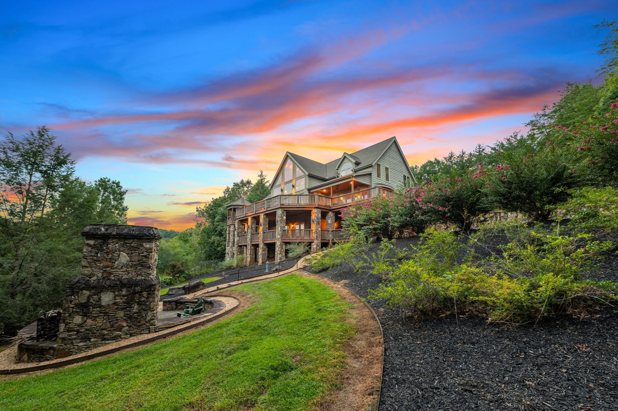 Young Harris, Georgia, 30582, United States, ,6 BathroomsBathrooms,Residential,Active,1703261