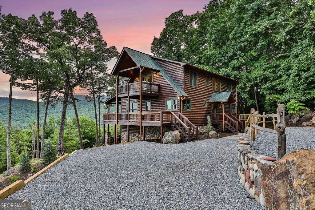 Blue Ridge, Georgia, 30513, United States, 4 Bedrooms Bedrooms, ,4 BathroomsBathrooms,Residential,Active,2010546