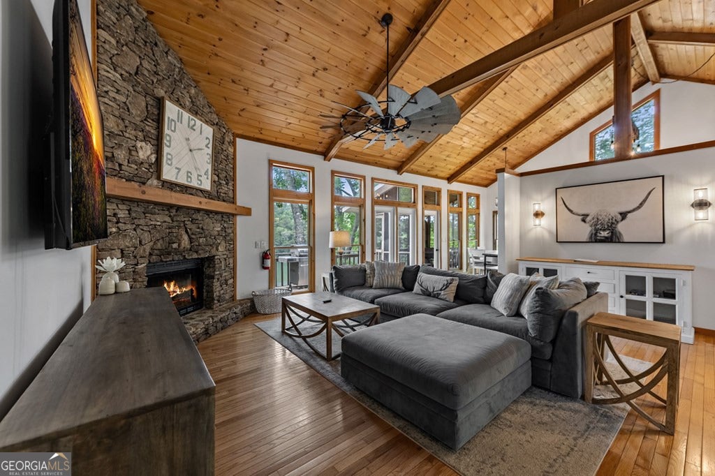 Morganton, Georgia, 30560, United States, 4 Bedrooms Bedrooms, ,3 BathroomsBathrooms,Residential,Pending,1859386