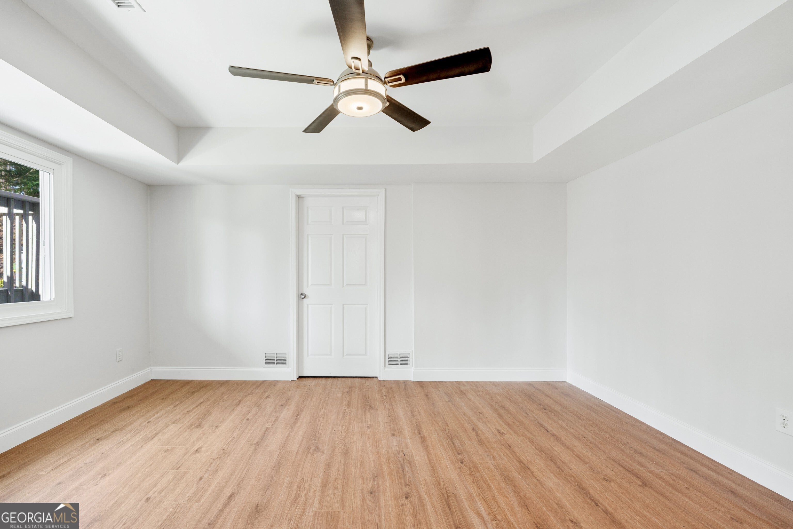 Flowery Branch, Georgia, 30542, United States, ,4 BathroomsBathrooms,Residential,Active,1773157