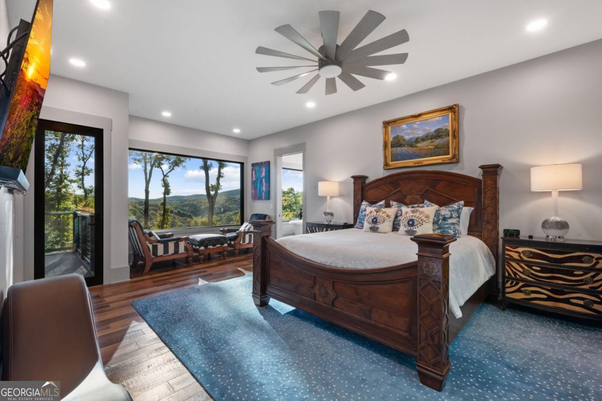 Ellijay, Georgia, 30536, United States, 3 Bedrooms Bedrooms, ,4 BathroomsBathrooms,Residential,Active,1968415