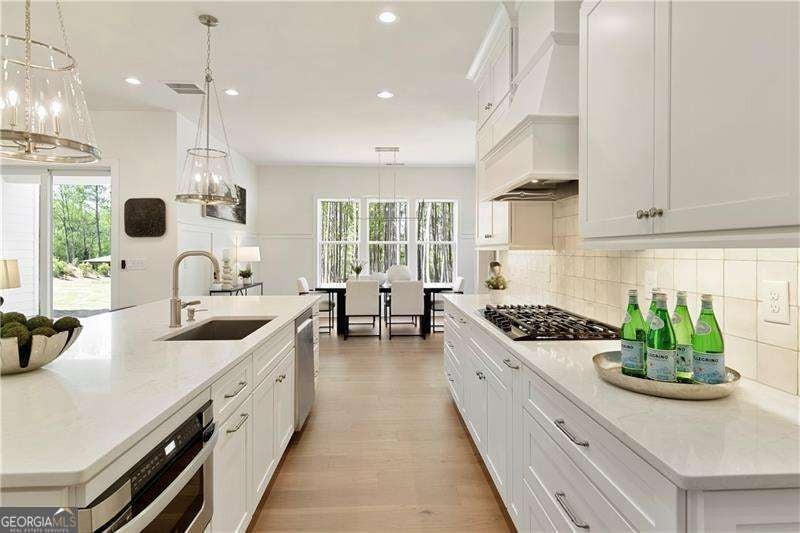 Cumming, Georgia, 30028, United States, 5 Bedrooms Bedrooms, ,5 BathroomsBathrooms,Residential,Active,1764873