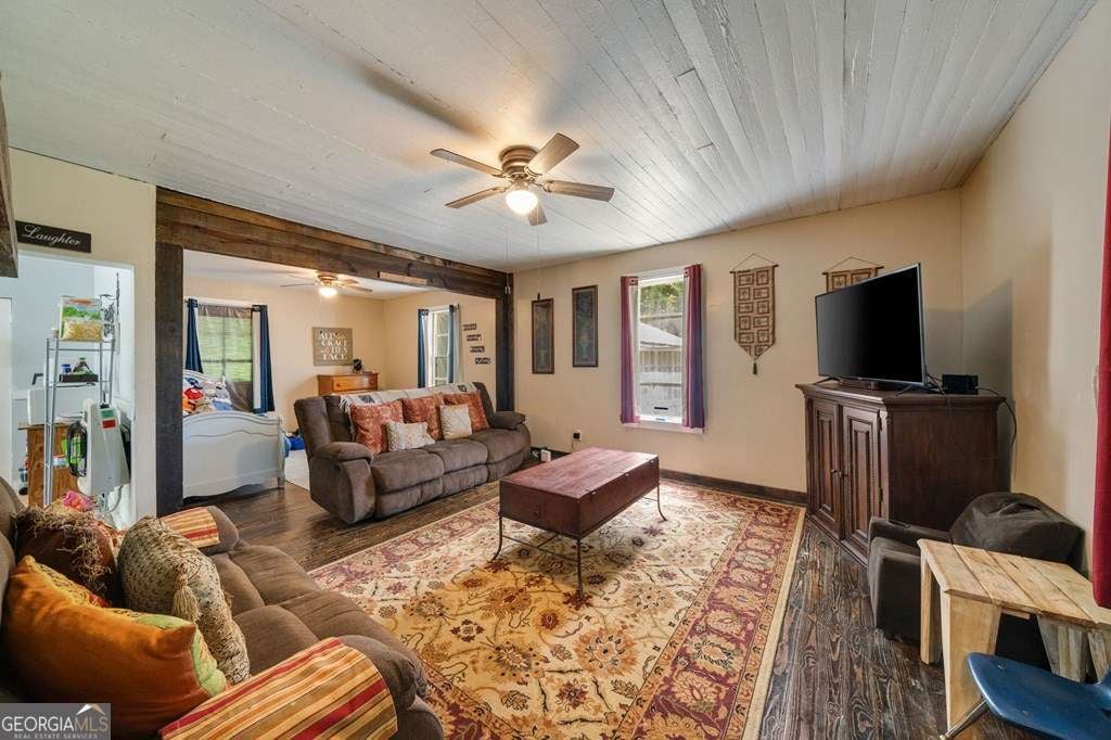 Ellijay, Georgia, 30536, United States, 3 Bedrooms Bedrooms, ,3 BathroomsBathrooms,Residential,Active,1953428