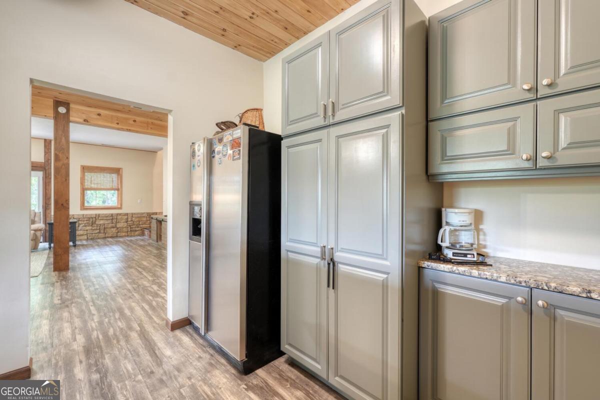 Blairsville, Georgia, 30512, United States, 4 Bedrooms Bedrooms, ,4 BathroomsBathrooms,Residential,Active,1926683