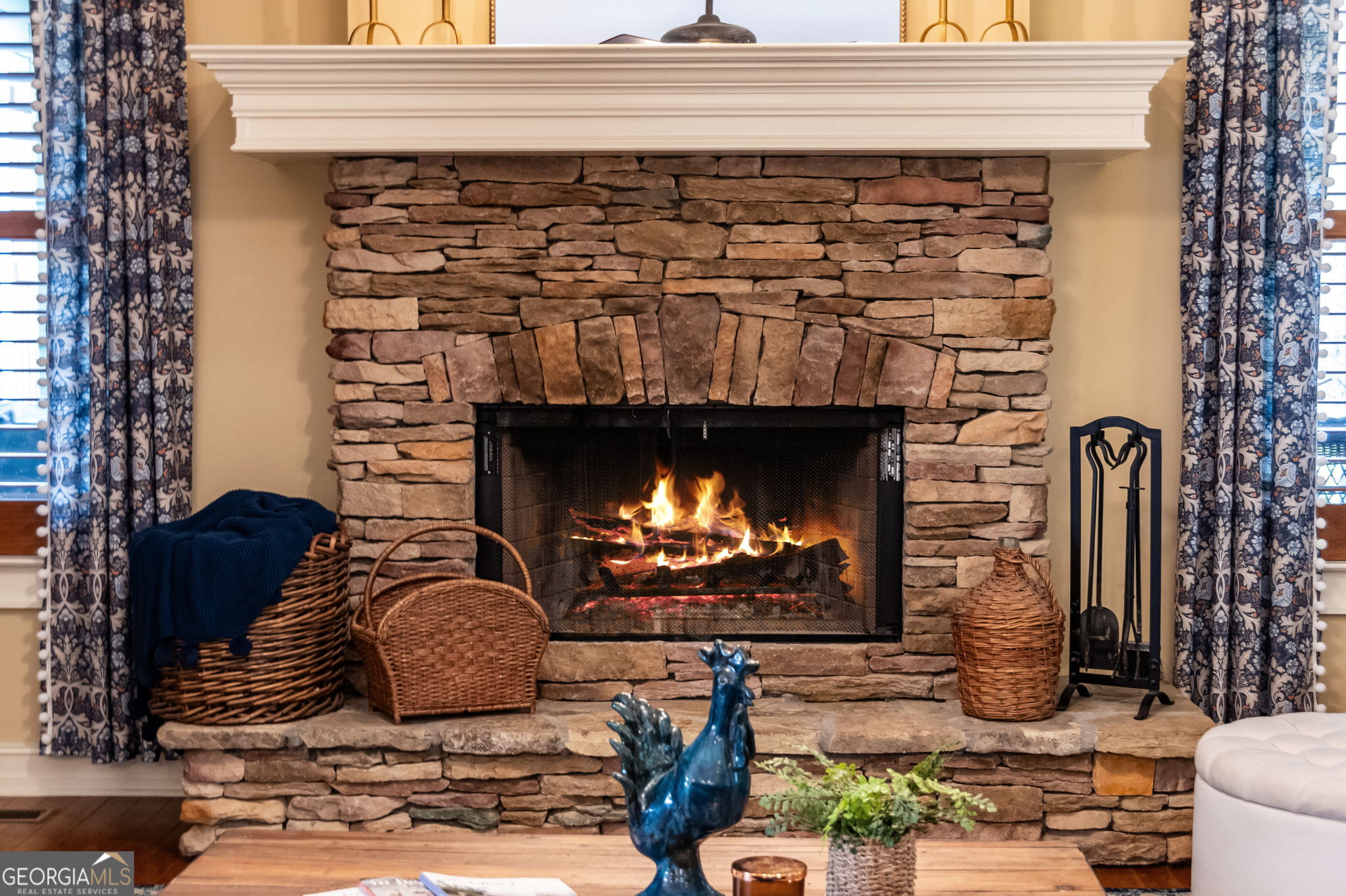 Ellijay, Georgia, 30540, United States, 4 Bedrooms Bedrooms, ,3 BathroomsBathrooms,Residential,Active,1968093