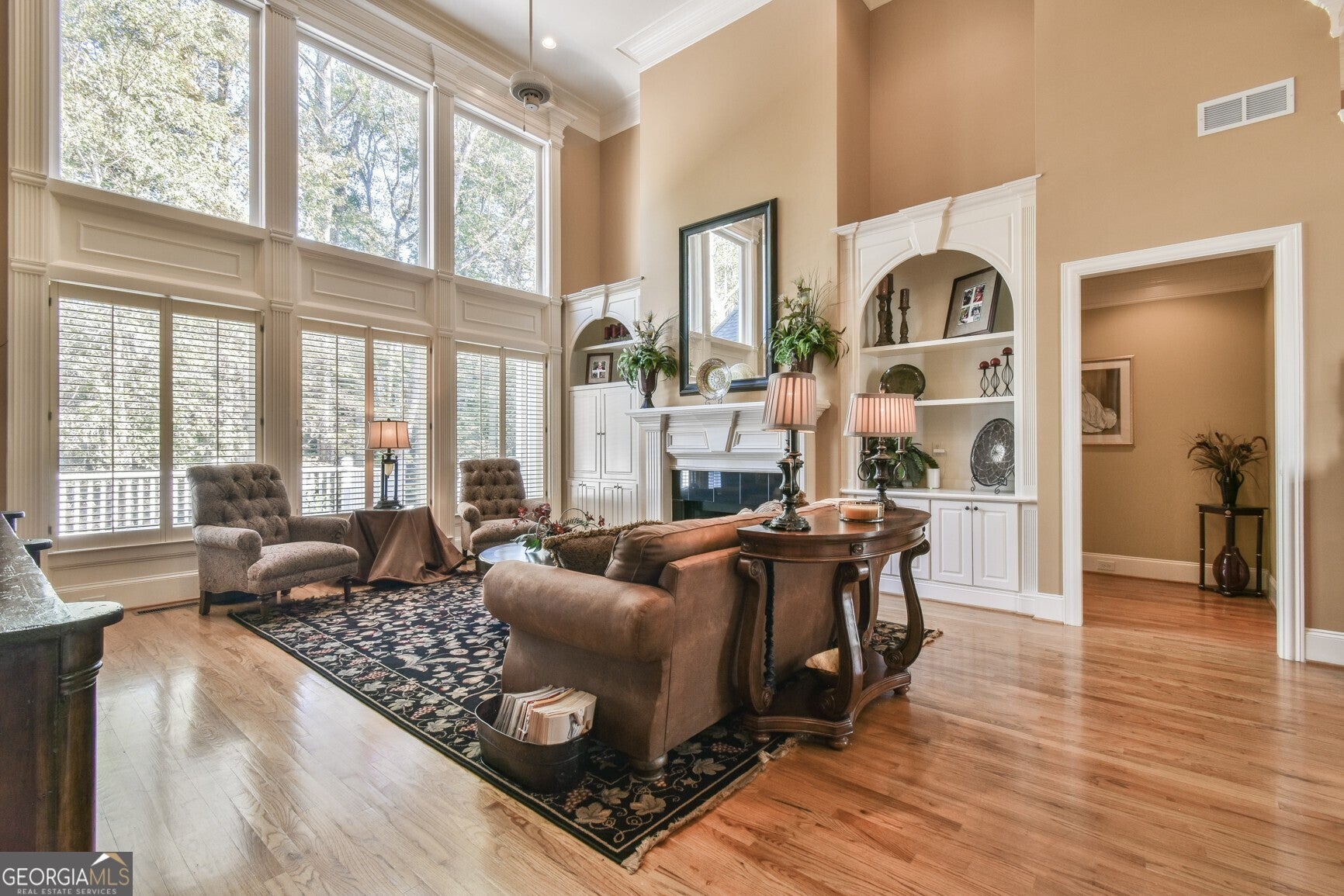 Suwanee, Georgia, 30024, United States, 5 Bedrooms Bedrooms, ,5 BathroomsBathrooms,Residential,Active,1970927