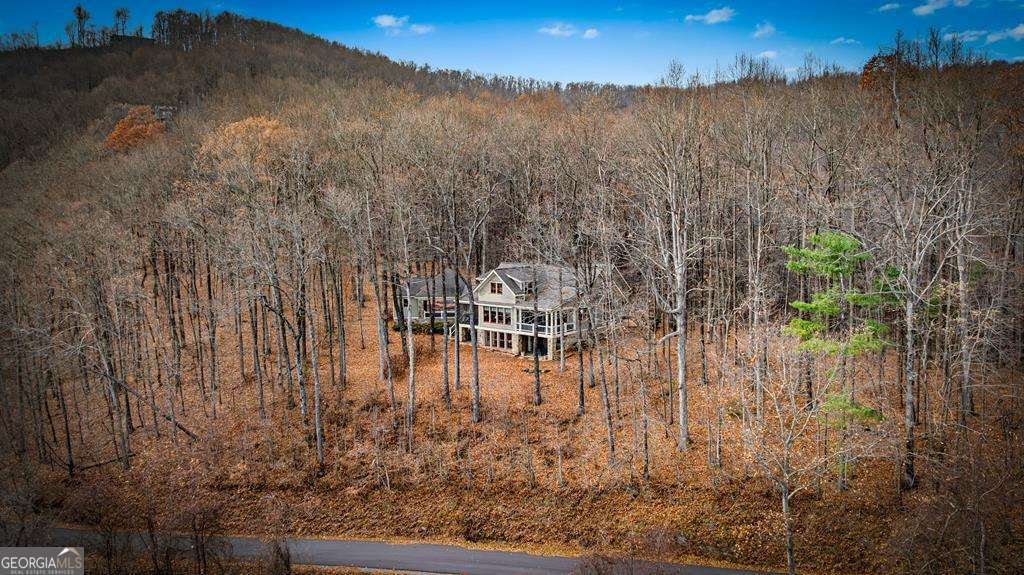 Murphy, North Carolina, 28906, United States, 5 Bedrooms Bedrooms, ,6 BathroomsBathrooms,Residential,Active,2001080