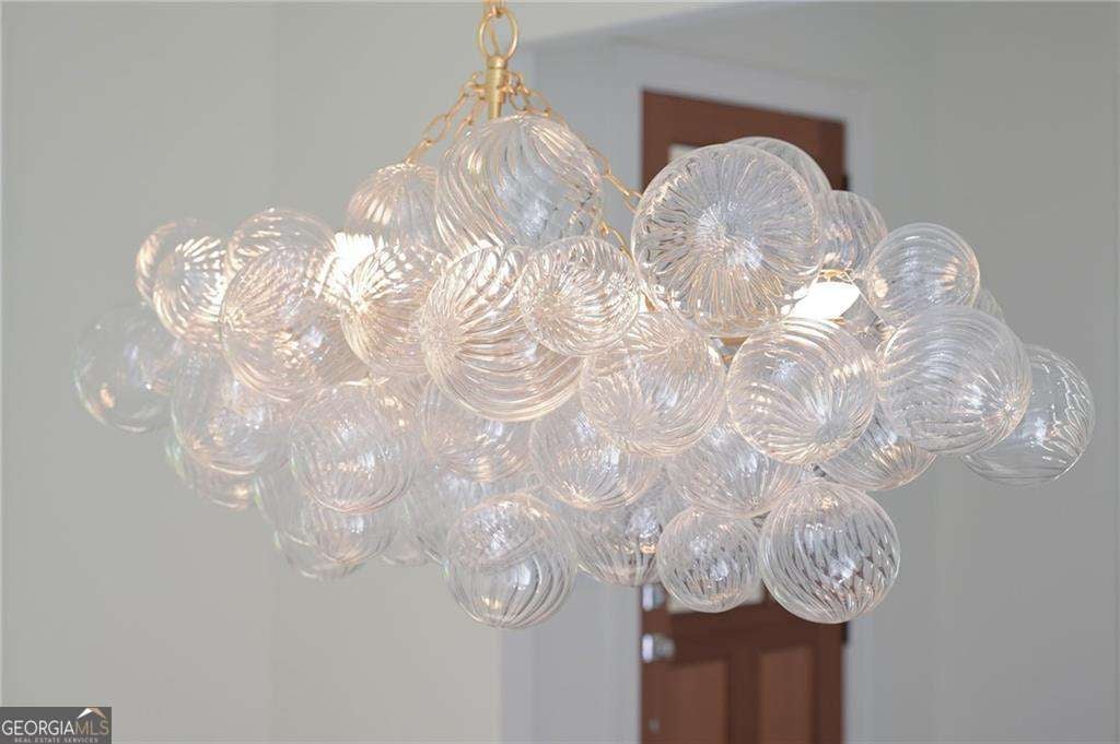 Atlanta, Georgia, 30305, United States, 6 Bedrooms Bedrooms, ,5 BathroomsBathrooms,Residential,Active,1702025