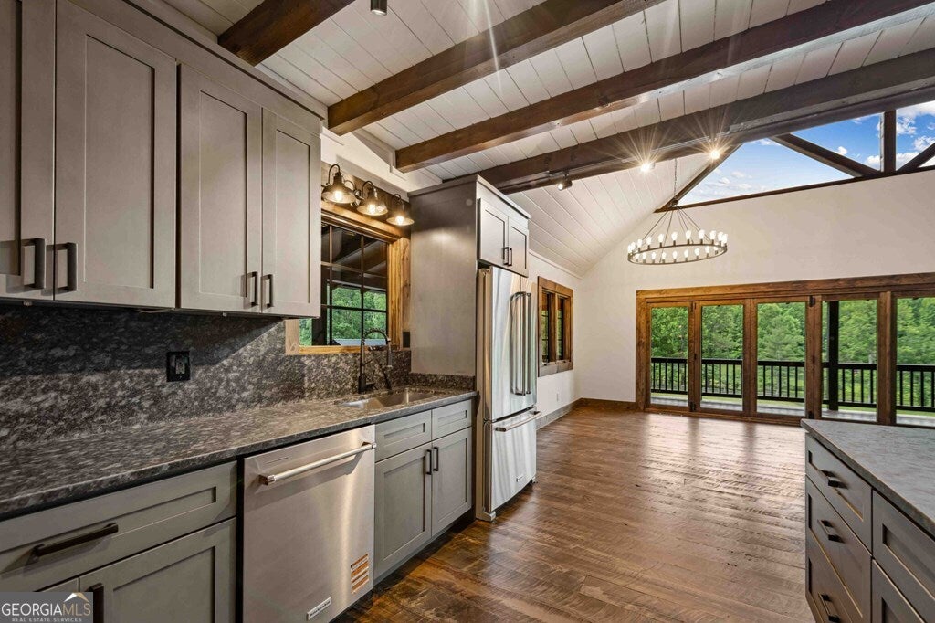 Blue Ridge, Georgia, 30513, United States, 3 Bedrooms Bedrooms, ,4 BathroomsBathrooms,Residential,Active,2008014